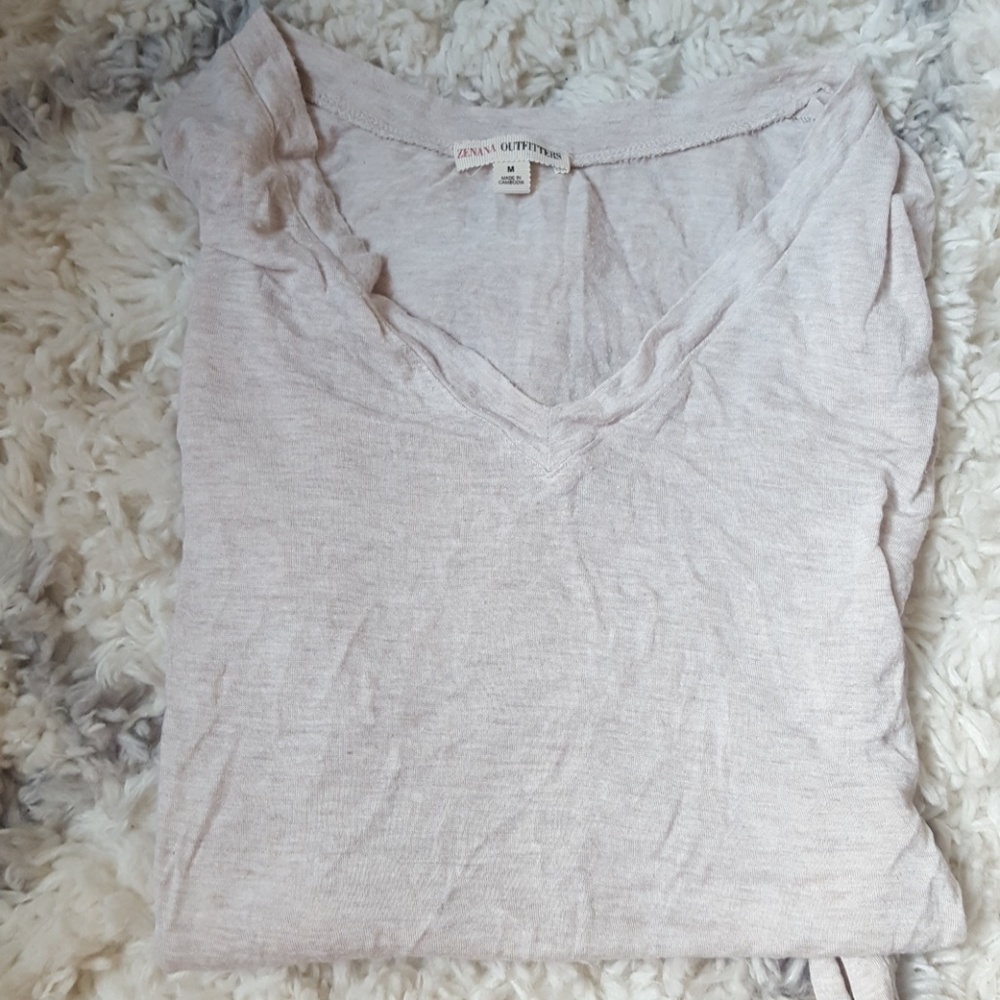 Long sleeved Light Shirt